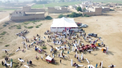 This aid included shelter and foodstuffs to alleviate the area&#039;s residents&#039; crisis, as 500 tents and 800 food baskets were handed over to the affected people.