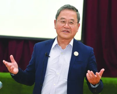 Prof John Man Kon Wong