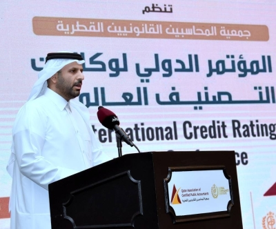 الشيخ سيف آل ثاني ، الرئيس التنفيذي لشركة قطر للإيداع المركزي للأوراق المالية.  الموافقة المسبقة عن علم: Thajudhin