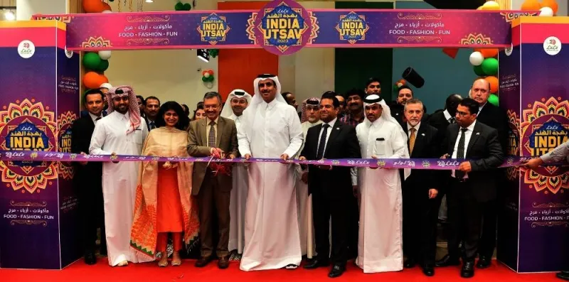 Dr Deepak Mittal leading the inauguration ceremony of India Utsav 2023 at LuLu’s Barwa Madinatna outlet in the presence of Mohamed Mafaz Mohideen and Dr Mohamed Althaf, as well as other public and private sector dignitaries. PICTURE: Shaji Kayamkulam