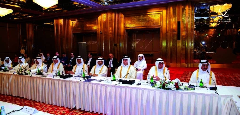 The Egyptian Prime Minister and representatives of the Qatar Chamber and the Qatari Businessmen Association, which discussed Qatari investment aspirations and opportunities in Egypt and ways of enhancing them, during a meeting held Tuesday.