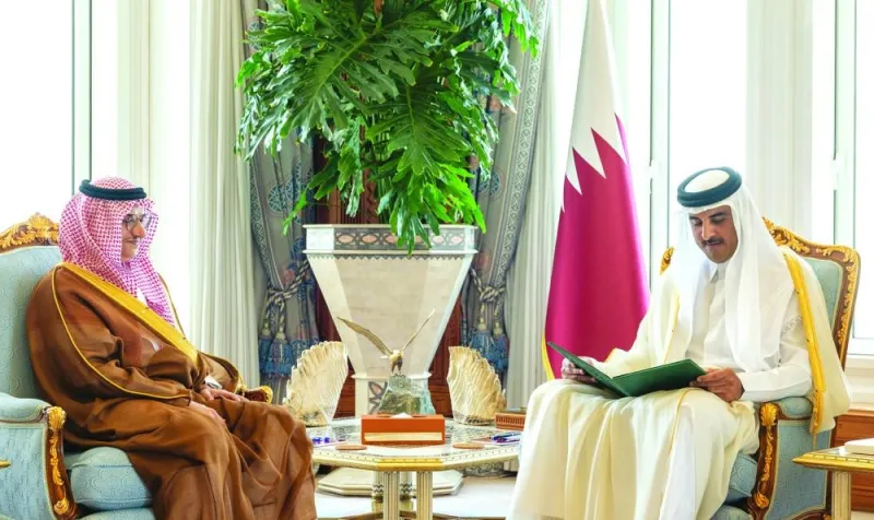 Saudi Ambassador Prince Mansour bin Khalid bin Farhan al-Saud handed over the message during his meeting with His Highness the Amir Sheikh Tamim bin Hamad al-Thani at his Amiri Diwan office.
