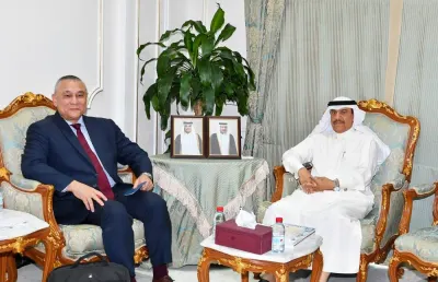 Ali Saeed Bu Sherbak al-Mansouri, the chamber’s assistant general manager for Governmental Relations & Committees Affairs, and Murat Mirzaev, director of the Investment Promotion Agency of Uzbekistan, during a meeting at the chamber&#039;s Doha headquarters.