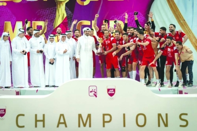 Qatar Olympic Committee President HE Sheikh Joaan bin Hamad al-Thani presented the winners with the trophy.