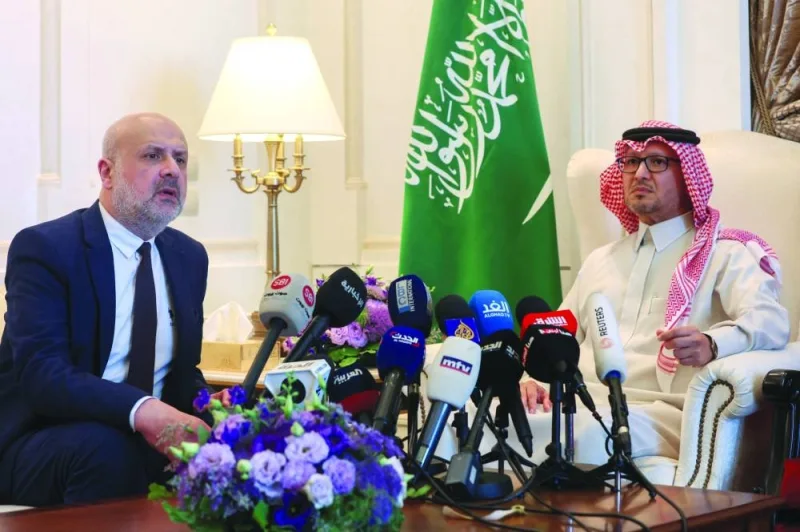 
Saudi Arabia’s ambassador to Lebanon Walid bin Abdullah Bukhari and Lebanon’s caretaker Interior Minister Bassam Mawlawi attend a press conference at Saudi Arabia’s embassy in Beirut, yesterday. 