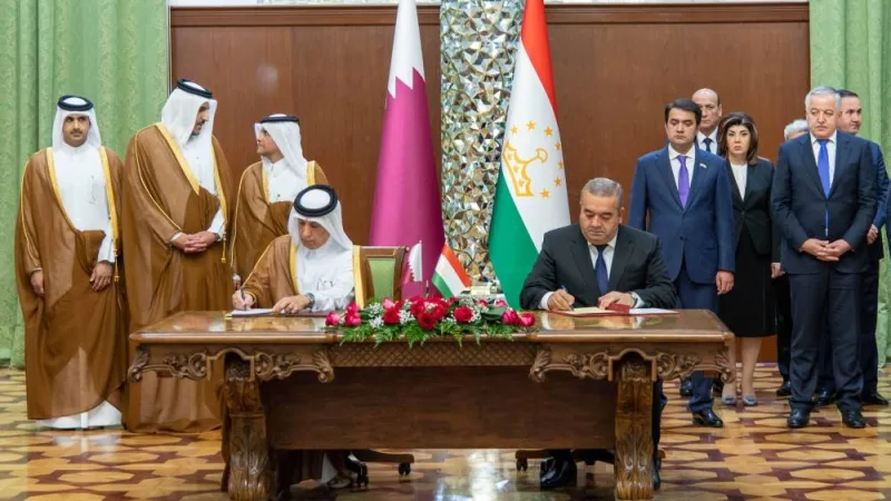 His Highness the Amir and Tajik President Rahmon witnessed at the Palace of the Nation in Dushanbe, a ceremony where a number of agreements and memoranda of understanding were signed between the governments of the two countries.
