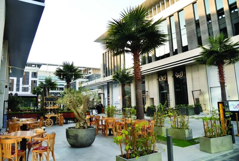 
The district provides visitors with a refreshing and cool environment.