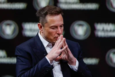 Elon Musk, Chief Executive Officer of SpaceX and Tesla and owner of Twitter, gestures as he attends the Viva Technology conference dedicated to innovation and startups at the Porte de Versailles exhibition centre in Paris, France, June 16, 2023. REUTERS/Gonzalo Fuentes/File Photo