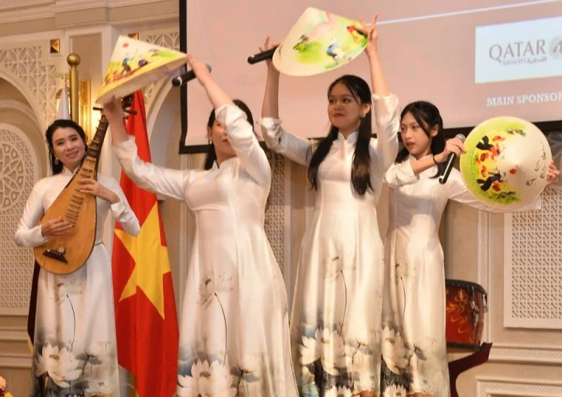 Vietnamese artists perform on the occasion.