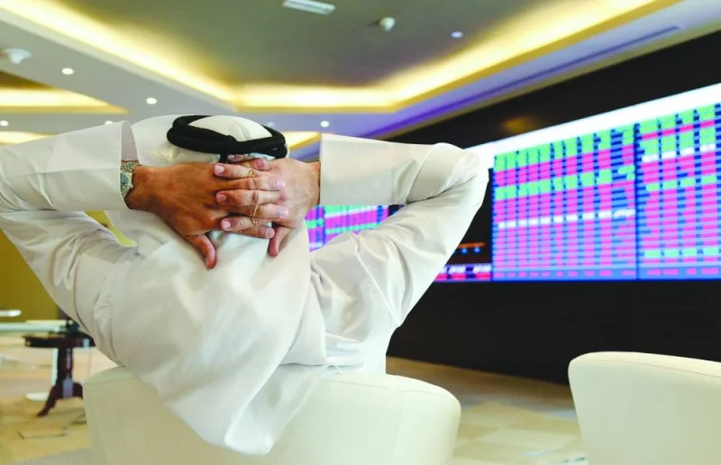 The local retail investors were increasingly net sellers as the 20-stock Qatar Index shed 0.17% to 10,386.28 points