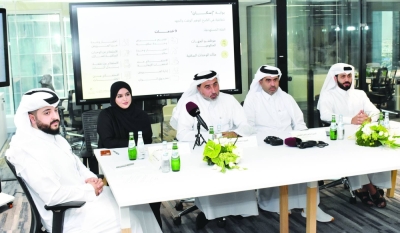 Officials during the launch of the &#039;Iskan&#039; portal.