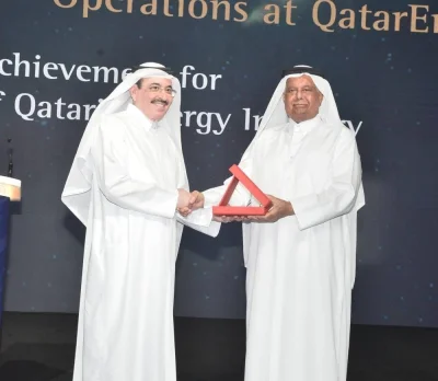 HE Abdullah bin Hamad al-Attiyah, former Deputy Prime Minister and Minister of Energy and Chairman of Board of Trustees, The Al-Attiyah Foundation, hands over the ‘lifetime achievement award for the advancement of Qatar’s energy industry’ to Ahmad Saif al-Sulaiti at a ceremony in Doha Wednesday night. PICTURE: Shaji Kayamkulam 