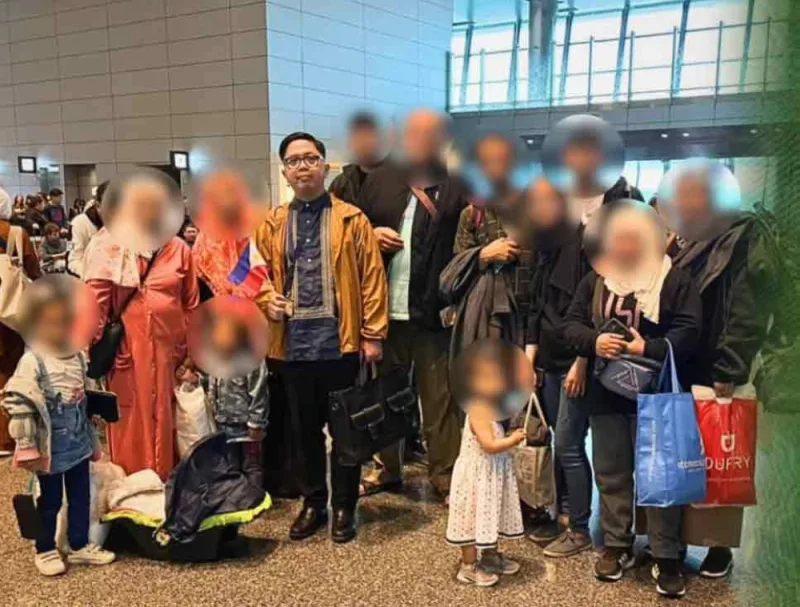 According to the embassy’s post on Facebook, this was the second batch of Filipinos, along with Palestinian relatives, who exited the Rafah border crossing.