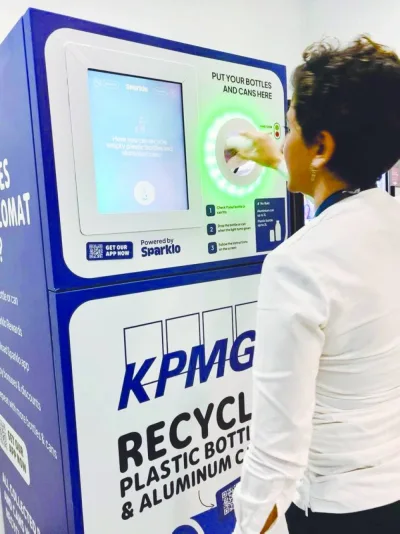 The sophisticated AI software behind the Sparklomat ensures a 99.9% accurate identification process for recyclables, contributing to a more efficient and contamination-free recycling system.