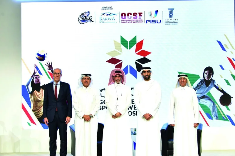 Dignitaries at at the opening ceremony of the conference.