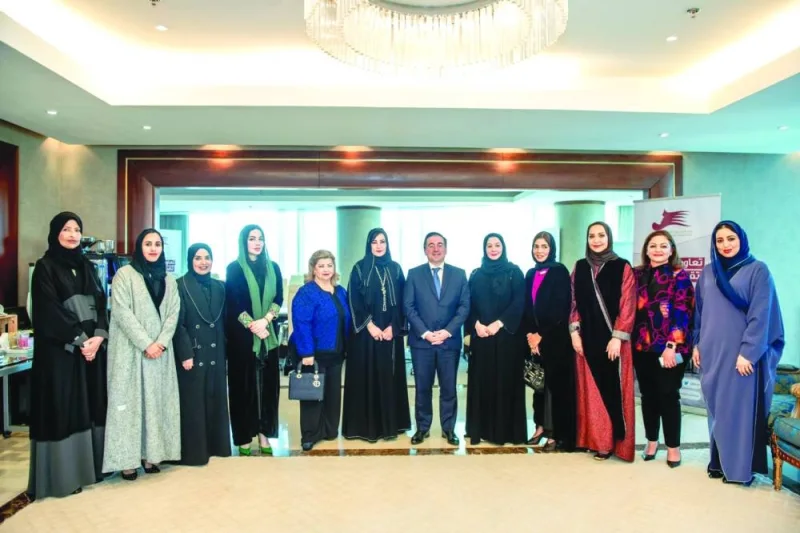 The officers and members of the Qatari Businesswomen Association during a meeting with Spanish Minister of Foreign Affairs José Manuel Albares held in Doha.