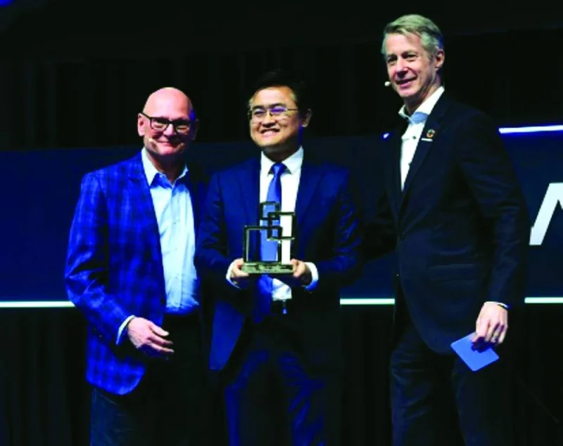 Huawei RDTS won the GSMA GLOMO "Best Network Software Breakthrough" award.