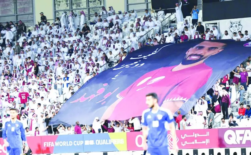 
Fans at the Jassim Bin Hamad Stadium paid homage to former Qatar captain Hassan 
al-Haydos – who recently announced his international retirement – by unfurling a banner with the image of the two-time AFC Asian Cup winner. 