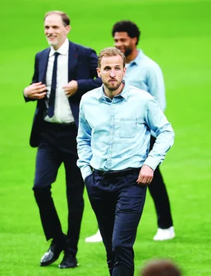 Bayern Munich coach Thomas Tuchel (left) and Harry Kane at the Santiago Bernabeu Stadium in Madrid on Tuesday, ahead of their Champions League semi-final against Real Madrid. (Reuters)