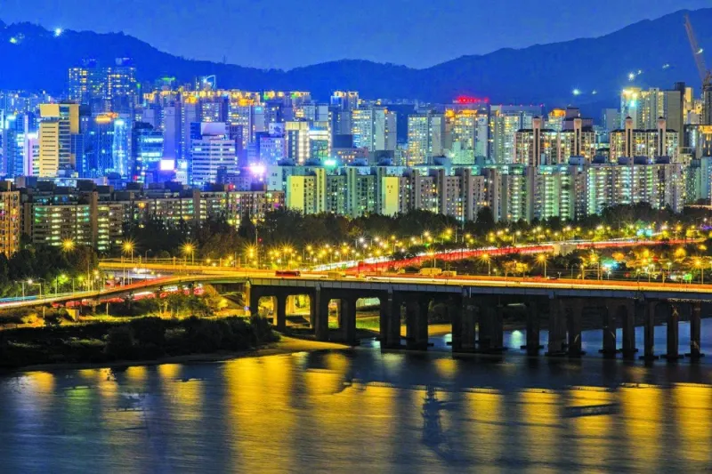 그들만의 리그: 오늘날 한국은 미국, 유럽연합, 중국, 인도와 자유 무역 협정을 맺은 유일한 국가입니다. 독보적인 수준: 오늘날 한국은 미국, 유럽연합, 중국, 인도와 자유 무역 협정을 체결한 유일한 국가입니다.