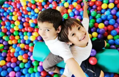 Mukhaymna 体育营将于 7 月 17 日至 18 日在 Awsaj 学院娱乐中心举行。 Mukhaymna 体育营将于 7 月 17 日至 18 日在 Awsaj 学院娱乐中心举行。