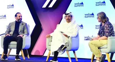 الشيخ علي بن جابور بن محمد ثاني ، الرئيس التنفيذي لشركة Ooredoo Qatar ، و Ghassan Kosta ، المدير العام الإقليمي لشركة Google Cloud ، أثناء نقاش لوحة ' ؛ 'بناء شراكات لدفع النجاح ' ؛ عقدت على هامش قمة الويب قطر 2025. الصورة: شاجي كايامكولام الشيخ علي بن جابور بن محمد ثاني ، الرئيس التنفيذي لشركة Ooredoo Qatar ، و Ghassan Kosta ، المدير العام الإقليمي لشركة Google Cloud ، أثناء نقاش لوحة ' ؛ 'بناء شراكات لدفع النجاح ' ؛ عقدت على هامش قمة الويب قطر 2025. الصورة: شاجي كايامكولام