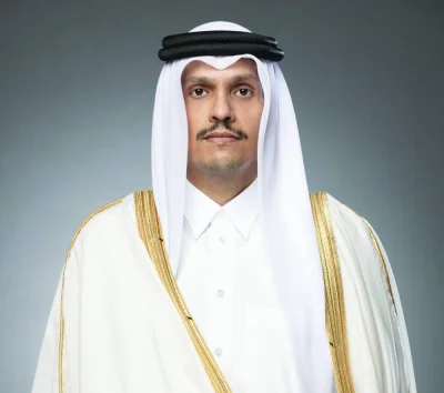 هو رئيس الوزراء ووزير الشؤون الخارجية الشيخ محمد بن عبد الرحمن بن جاسم العاني هو رئيس الوزراء ووزير الشؤون الخارجية الشيخ محمد بن عبد الرحمن بن جاسم العاني