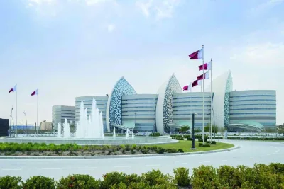 QF ' ؛ S Sidra Medicine هي مؤسسة أكاديمية للرعاية الصحية والبحوث المخصصة للنساء والأطفال والشباب. QF ' ؛ S Sidra Medicine هي مؤسسة أكاديمية للرعاية الصحية والبحوث المخصصة للنساء والأطفال والشباب.