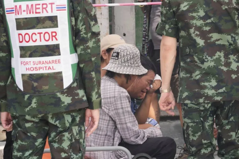 'Everyone was screaming:' Quake shocks Thailand tourists 4 'Everyone was screaming:' Quake shocks Thailand tourists