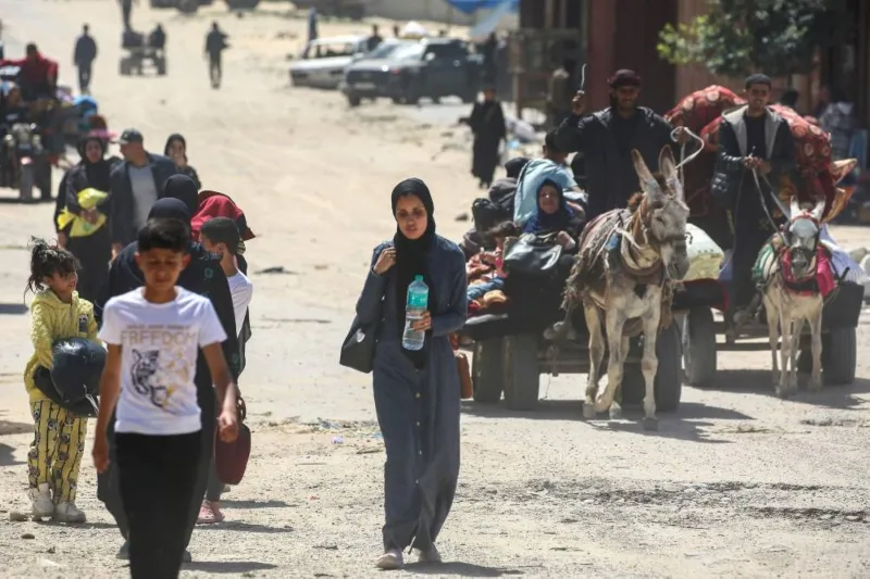 Gazans flee Rafah after Israel military orders evacuation 2 Gazans flee Rafah after Israel military orders evacuation