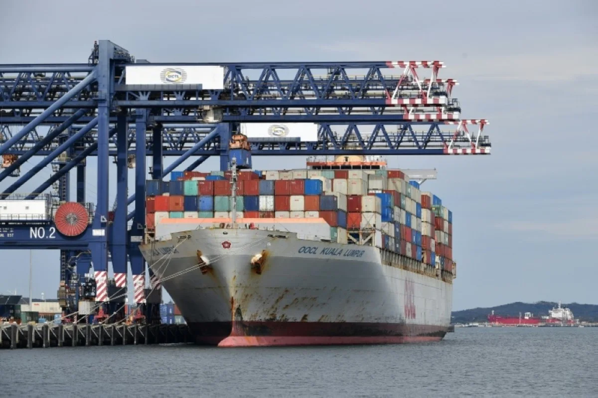 SYDNEY: Ports operator DP World said Sunday it had made "significant strides" towards resuming normal freight trade at major gateways into Australia, which have been crippled for two days by a cyber incident.