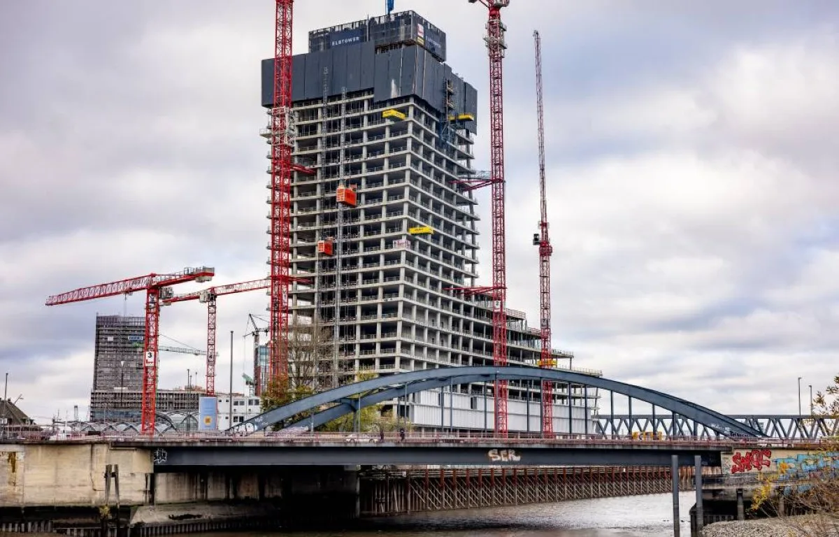 HAMBURG: Picture taken on November 16, 2023 in Hamburg, northern Germany, shows the suspended construction site of the Elbtower, a project by Signa group, that was expected to be one of Germany's tallest buildings and was halted at the end of last October 2023. -- AFP