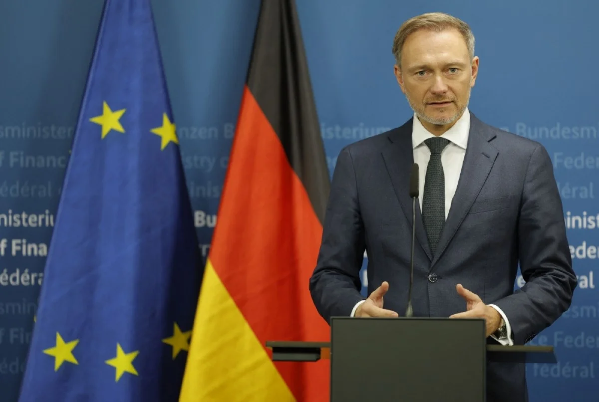 BERLIN: German Finance Minister Christian Lindner gives a press statement on the effects of Germany’s top court ruling that blew a massive hole in the country’s finances, at the Finance Ministry in Berlin on November 23, 2023. — AFP