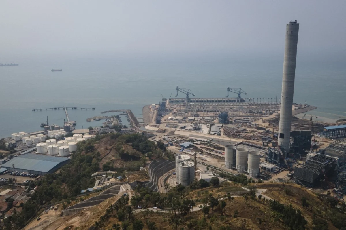 CILEGON, Indonesia: This picture taken on October 31, 2023 shows new construction at the Suralaya coal-fired power plant in Cilegon, Indonesia's Banten province. As countries gather in Dubai for crunch climate talks, the future of polluting fossil fuel coal will be high on the agenda. -- AFP