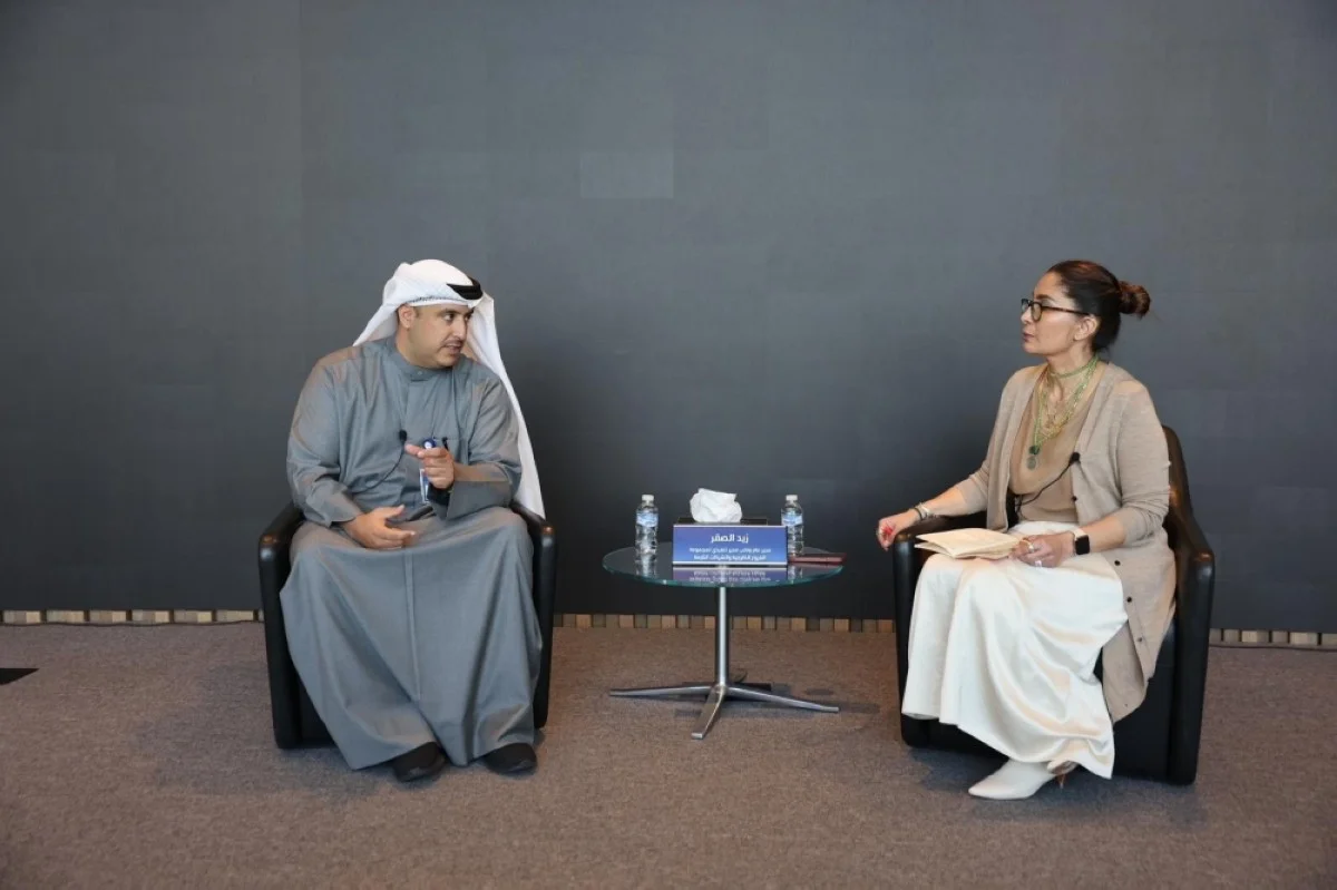 Zaid Isam Al-Sager speaks during the TAMAKAN program.