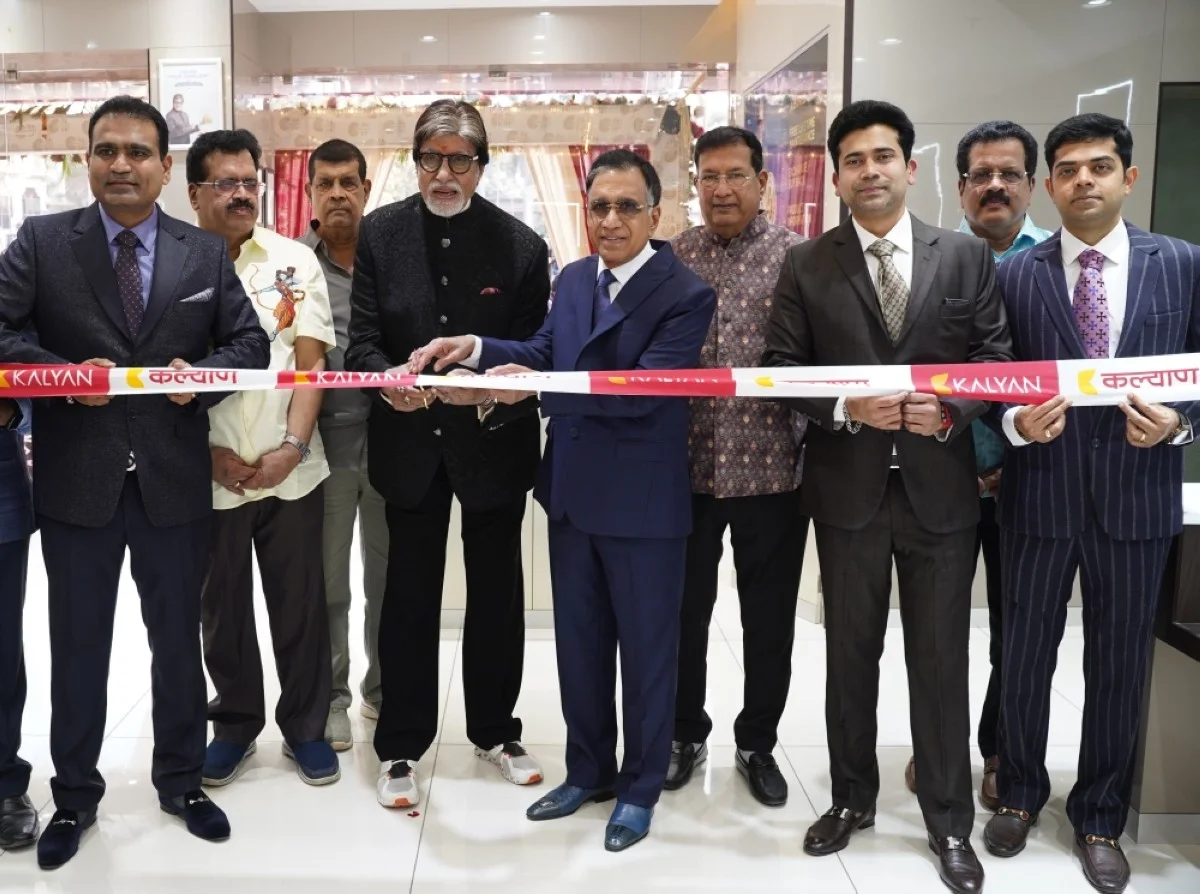 Kalyan Jewellers inaugurates its 250th showroom in Ayodhya.