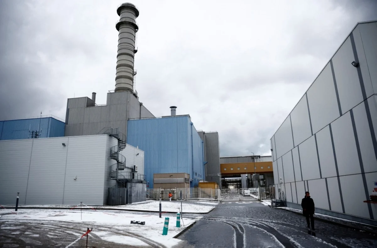 PARIS: The French government has said it is “seriously” studying the option of building a plant to convert and enrich reprocessed uranium to cut its reliance on Russia following the invasion of Ukraine.