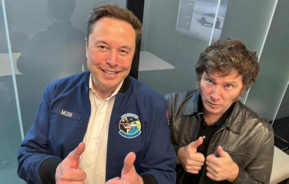 AUSTIN: This handout picture released by the Argentinian Presidency shows Argentina’s President Javier Milei ( R ) and Tesla CEO Elon Musk (L) posing for a picture during Milei’s visit to the Tesla factory in Austin, United States on April 12, 2024. – AFP