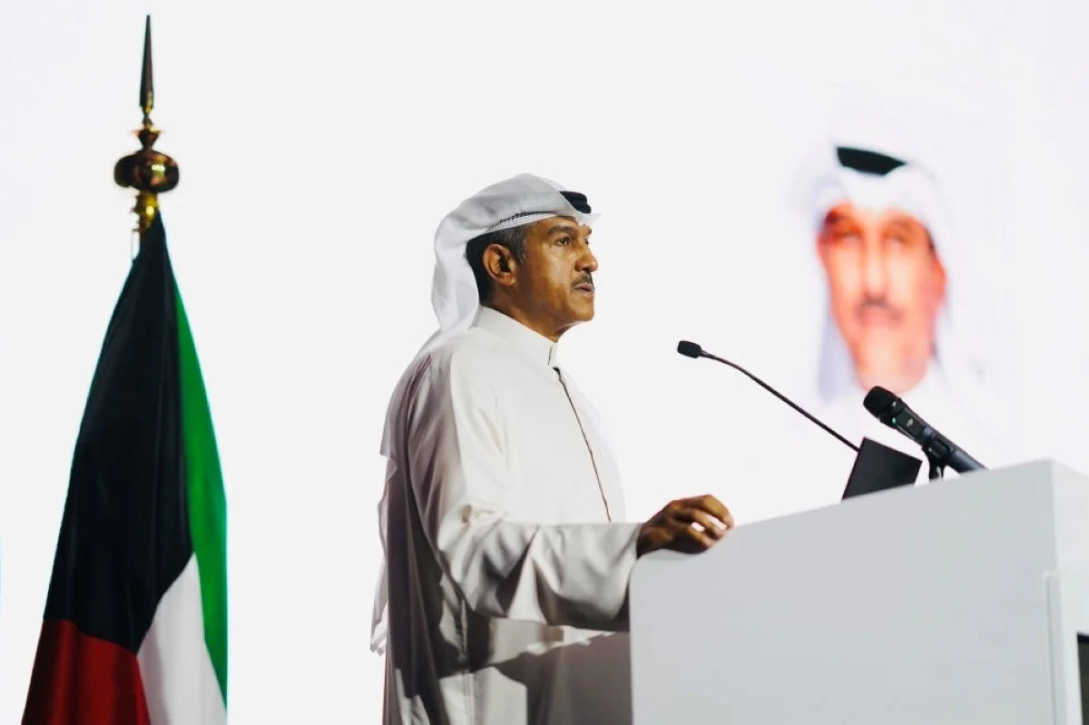 Abdulwahab Iesa Al-Rushood addresses the forum.