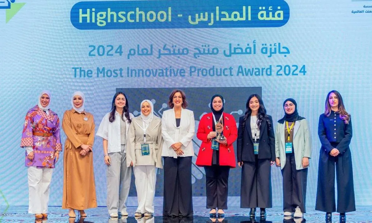 Awarding the high-school level winners.