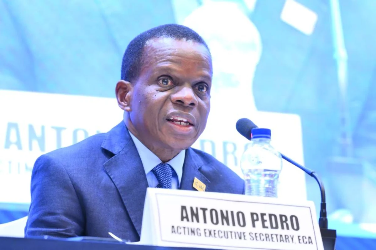 Antonio Pedro.