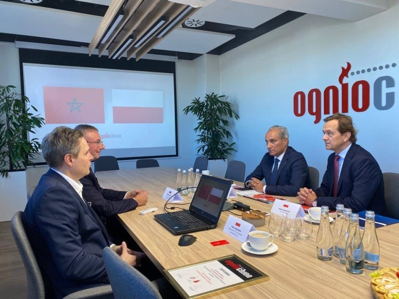 Menedżerowie wyższego szczebla Ogniochronu rozmawiają z Ambasadorem Maroka w Warszawie
