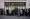 Des clients de Sberbank en république Tchèque font la queue pour retirer leur argent de la filiale de Sberbank. (Photo AFP)