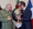 Le ministre français offre le casque des gardes au patron de l'armée algérienne