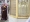الأمير محمد بن سلمان مؤديا الصلاة بجوار مقام إبراهيم خلال زيارته الحرم (واس)