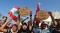 






لبنانيون يرفعون شعارات ضد الجوع                    (مكة)