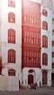 






أحد المباني القديمة في حارة الشامية