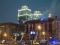 إطفائيون يخمدون حريق سقف، بعد اندلاعه في الطابق السابع بمكتب في مبنى بالقرب من وسط مدينة موسكو.
