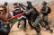 






جنود إسرائيليون يقبضون على صحفي فلسطيني                                      (مكة)