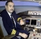 






وزير الطيران المدني المصري يقود الطائرة         (مكة)